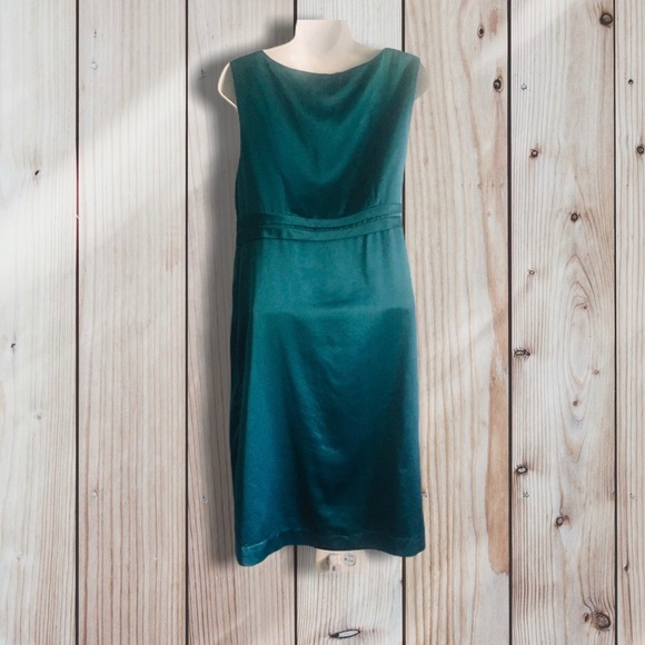 George Sleevless party dress - Picture 2 of 7